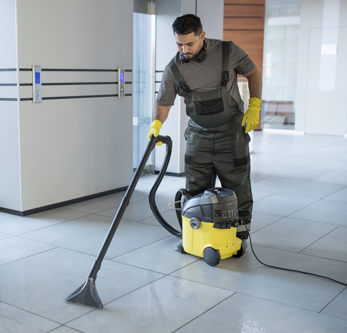 cropped odrzavanje i ciscenje poslovnih objekata balkan clean beogra novi beogra zemun 2